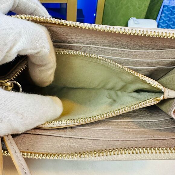 Chloe Light Cream Leather Large Wallet W/Box - Picture 11 of 14